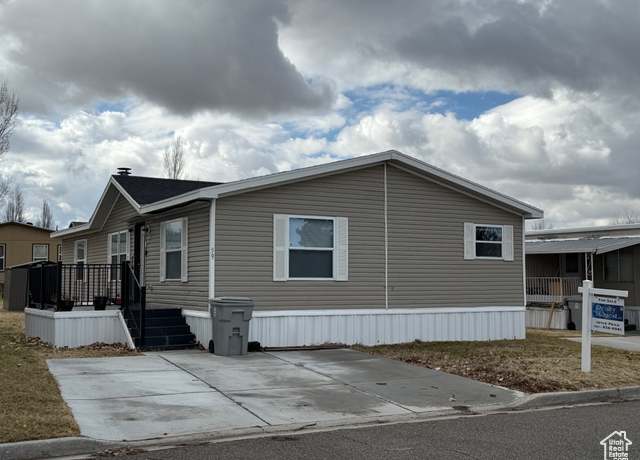 Property at 3860 S Midland Dr W Unit B59, Roy, UT 84067, 3 beds, 2 baths