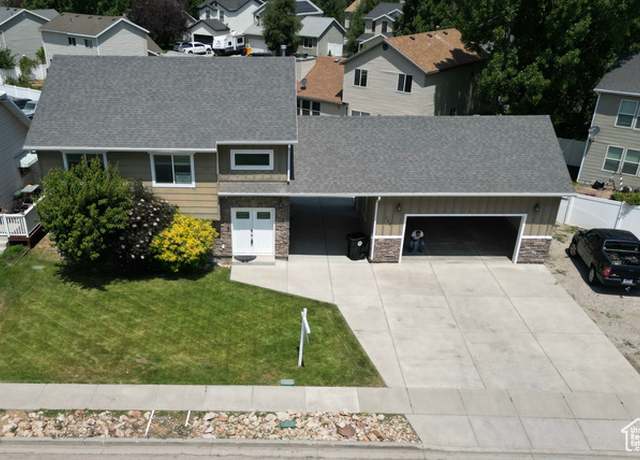 Property at 125 E Airport Rd, Heber City, UT 84032, 4 beds, 3 baths