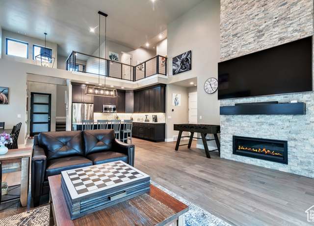 Property at 10005 N Meer Cir, Heber City, UT 84032, 4 beds, 3.5 baths