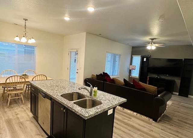 Property at 4243 W Park Lake Ct S, Riverton, UT 84096, 3 beds, 2.5 baths