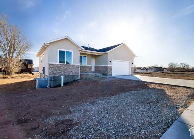 Property at 452 E 1035 S, Roosevelt, UT 84066, 3 beds, 2 baths