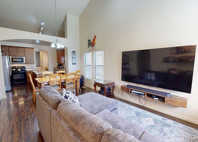Property at 10219 S Sacramento Way, South Jordan, UT 84009, 3 beds, 3 baths