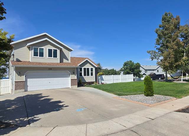 Property at 1234 S 1050 E, Clearfield, UT 84015, 5 beds, 4.5 baths