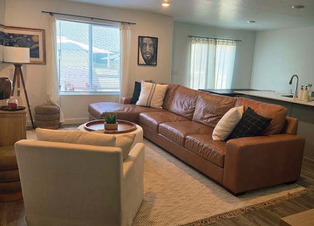 Property at 511 N Helmsman Ln, Saratoga Springs, UT 84045, 5 beds, 2.5 baths