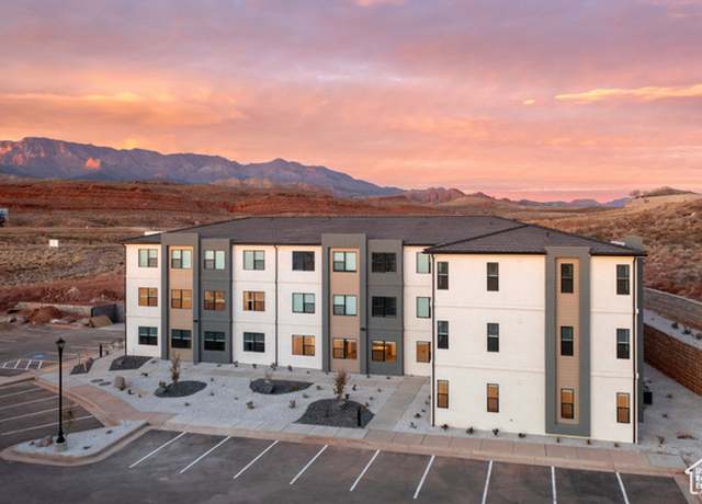 Property at 226 N Cliffside Dr Unit L-200, Hurricane, UT 84737, 3 beds, 2 baths