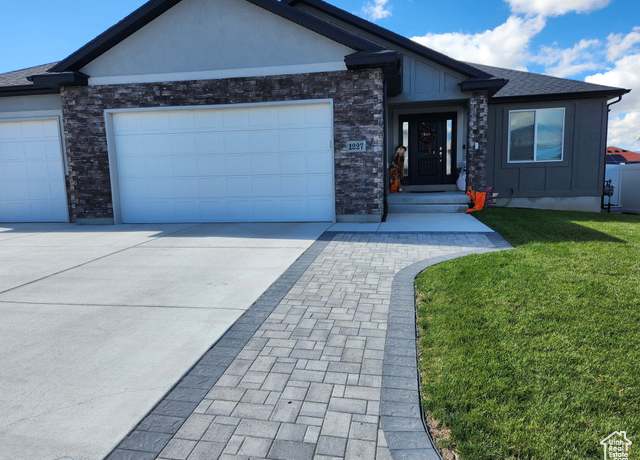 Property at 1227 N 300 W, Tooele, UT 84074, 6 beds, 3 baths