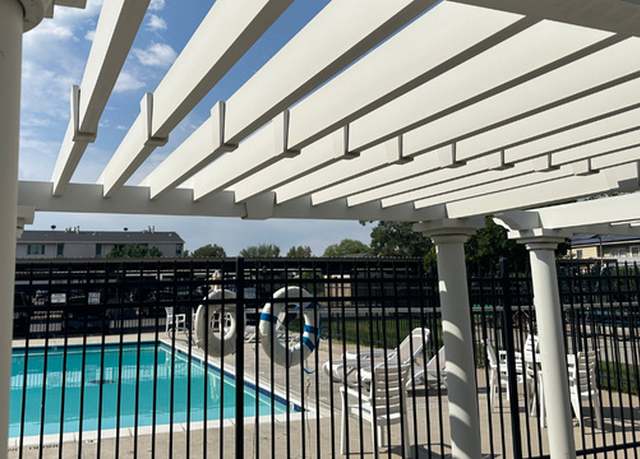 Property at 555 W Star Crest Dr S Unit B15, Salt Lake City, UT 84116, 2 beds, 1 bath