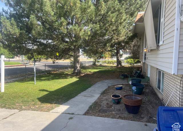 Property at 10393 S Violet Dr, White City, UT 84094, 3 beds, 2 baths