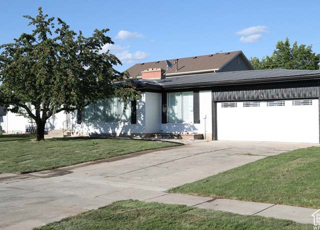 Property at 702 N 100 W, Logan, UT 84321, 11 beds, 6 baths