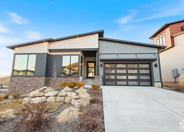 Property at 5641 N Canyon Rim Rd, Lehi, UT 84043, 3 beds, 2 baths