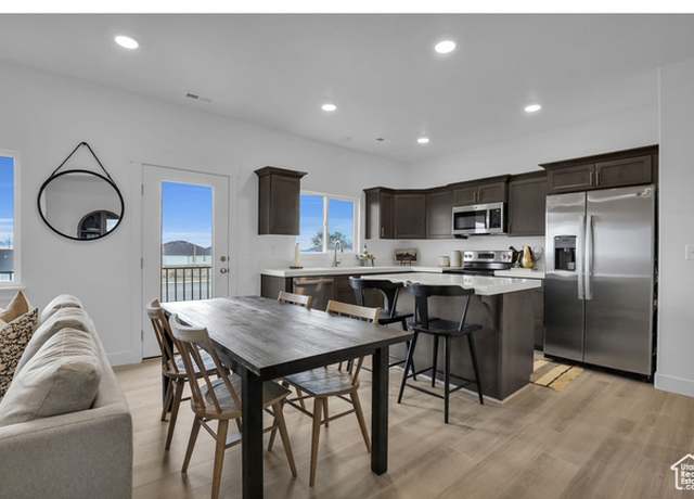 Property at 1389 N 1780 E, Spanish Fork, UT 84660, 3 beds, 2.5 baths