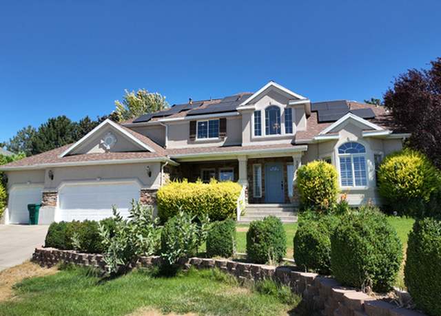 Property at 1073 E 2525 N, Layton, UT 84040, 7 beds, 4.5 baths