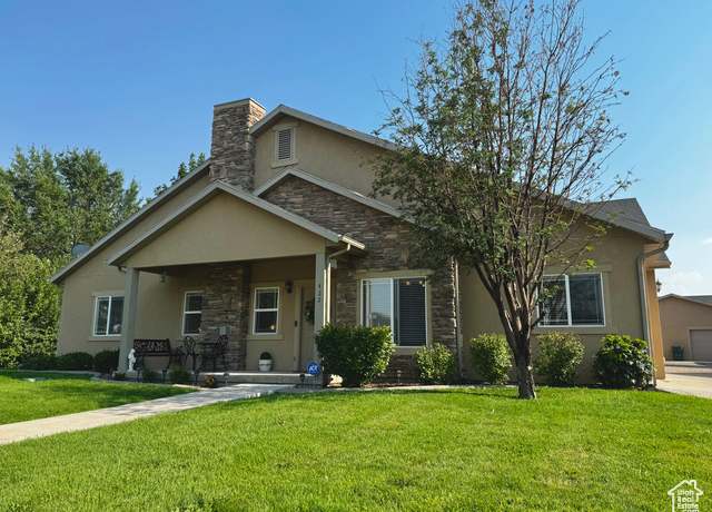 Property at 422 E 500 S Unit J, Vernal, UT 84078, 2 beds, 2 baths