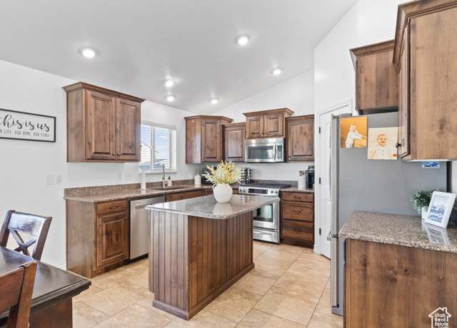 Property at 2169 N 250 E, North Ogden, UT 84414, 5 beds, 3 baths