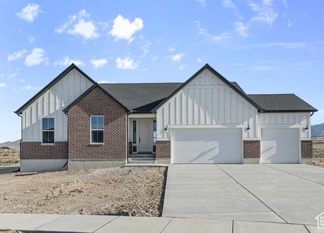 Property at 575 W Coyote Rd, Grantsville, UT 84029, 4 beds, 2.5 baths