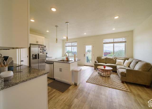 Property at 988 E 1300 S, Provo, UT 84606, 4 beds, 3.5 baths