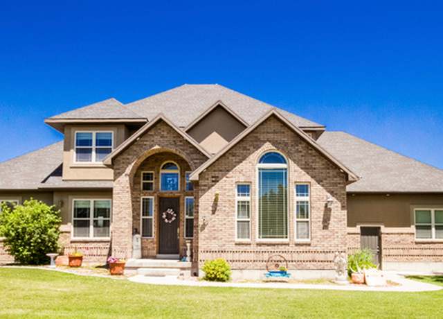 Property at 269 E 4000 S, Vernal, UT 84078, 4 beds, 4 baths