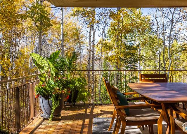 Property at 14 Canyon Ct, Park City, UT 84060, 5 beds, 6.5 baths