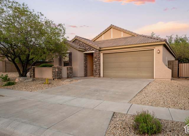 Property at 1200 N Crown King Ave, Washington, UT 84780, 3 beds, 2 baths