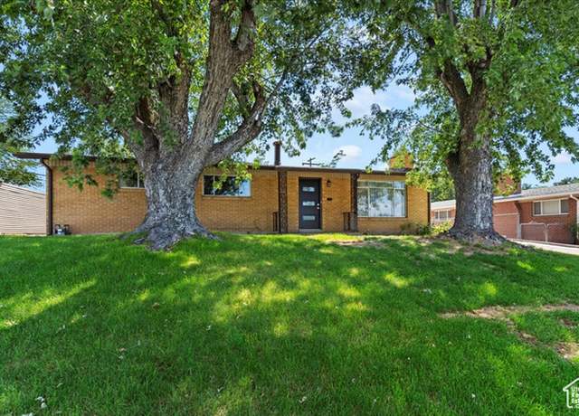 Property at 5624 S 2200 W, Roy, UT 84067, 5 beds, 3 baths