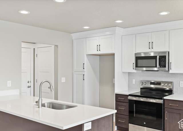 Property at 7230 W San Harbor Ln #330, Magna, UT 84044, 3 beds, 2.5 baths