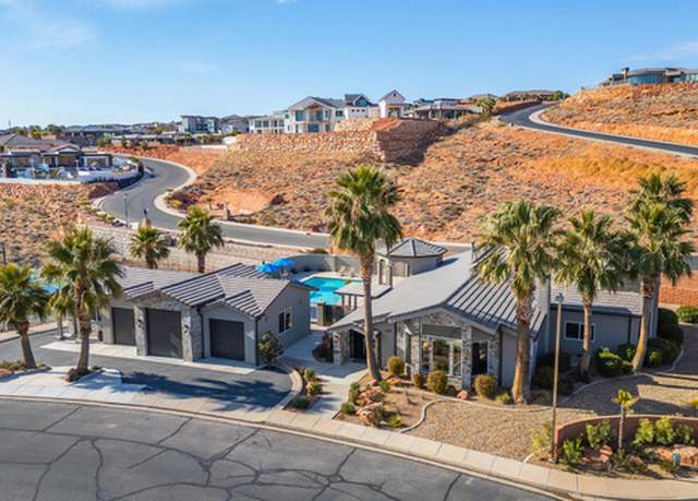 Property at 1297 W Lions Head Dr, Washington, UT 84780, 5 beds, 5.5 baths
