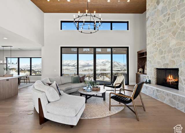 Property at 6251 E Legacy Dr, Huntsville, UT 84317, 4 beds, 4 baths
