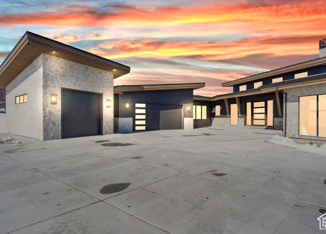 Property at 6251 E Legacy Dr, Huntsville, UT 84317, 4 beds, 4 baths
