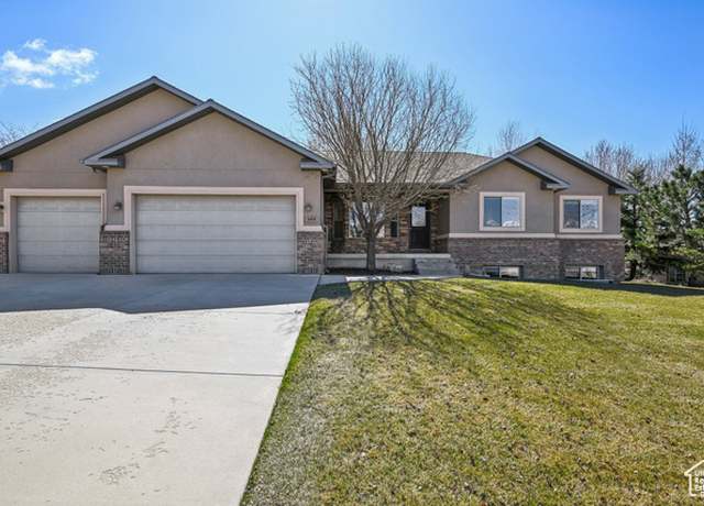 Property at 664 E Oak Wood Dr N #50, Heber City, UT 84032, 6 beds, 3.5 baths