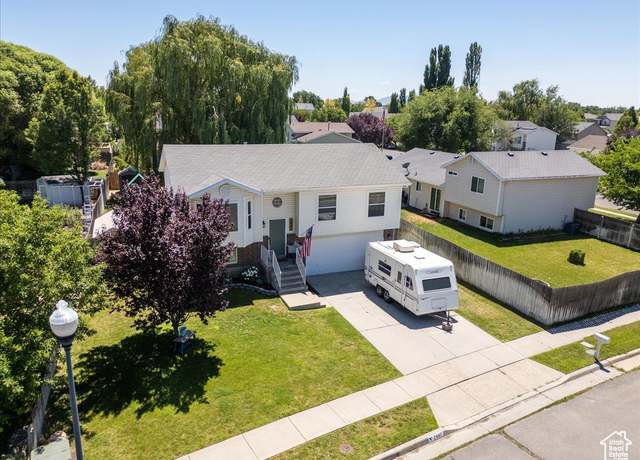 Property at 2447 W 2000 N, Clinton, UT 84015, 3 beds, 1 bath