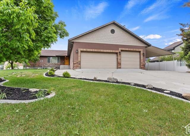 Property at 11526 S Equestrian Dr, South Jordan, UT 84095, 7 beds, 6 baths