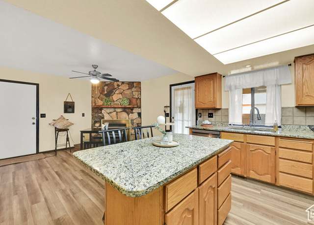 Property at 992 E 5625 S, South Ogden, UT 84405, 4 beds, 3 baths