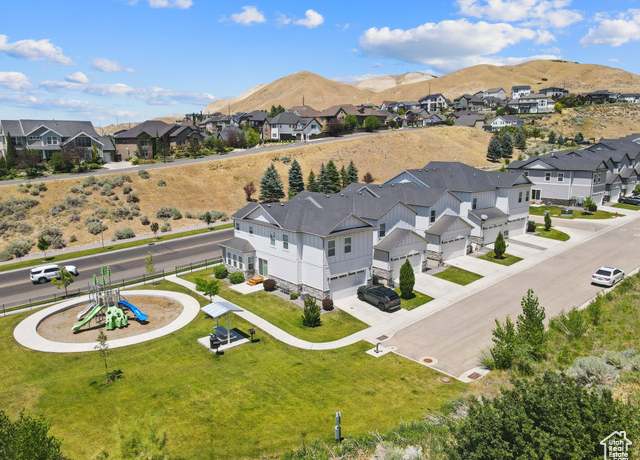 Property at 4915 N Marble Fox Way #126, Lehi, UT 84043, 4 beds, 3.5 baths