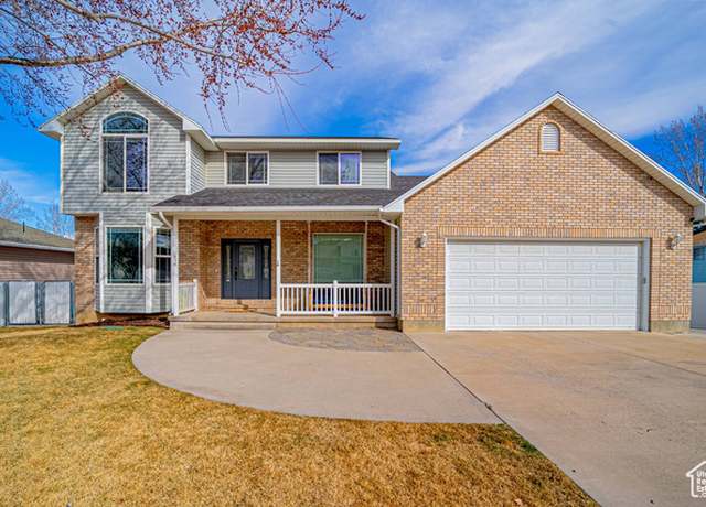 Property at 414 S 3240 W, Vernal, UT 84078, 5 beds, 3.5 baths