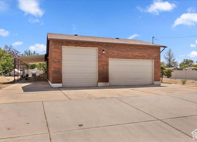 Property at 626 W 800 St N, Clinton, UT 84015, 4 beds, 3 baths