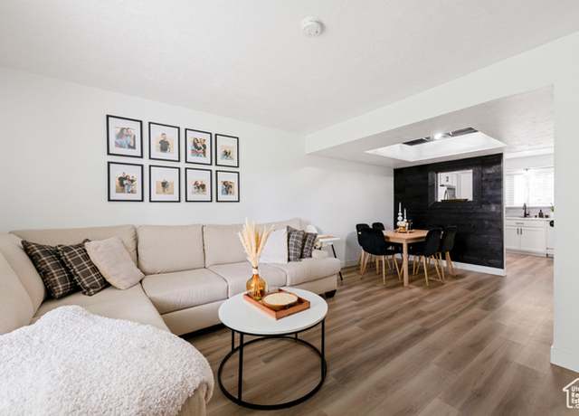 Property at 88 W 50 S Unit L5, Centerville, UT 84014, 2 beds, 1.5 baths