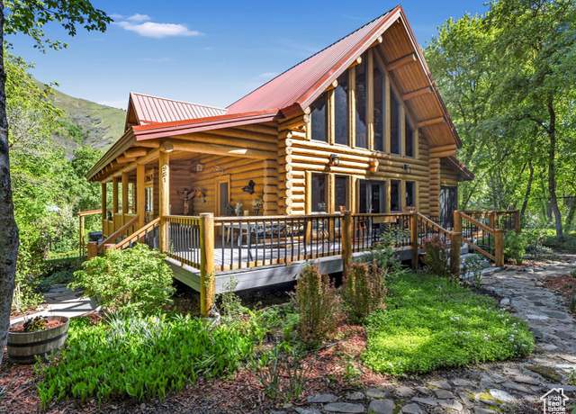 Property at 5981 E Grindstone Dr, Springville, UT 84663, 4 beds, 4 baths