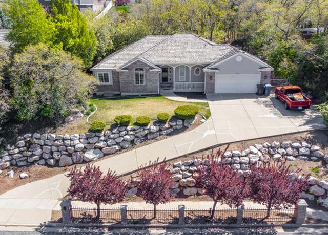 Property at 889 E Ben Lomond Ave S, South Ogden, UT 84403, 5 beds, 2.5 baths