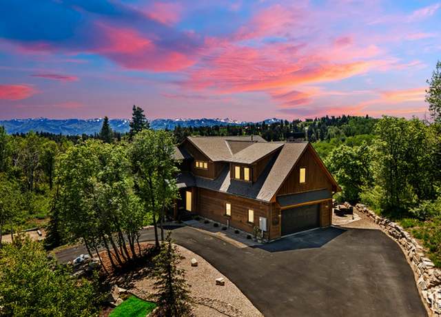 Property at 1766 W Arapaho Dr, Wanship, UT 84017, 4 beds, 4 baths