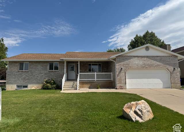 Property at 1836 W 2400 S, Syracuse, UT 84075, 4 beds, 3 baths