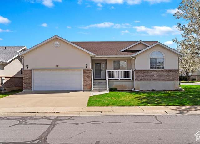 Property at 32 Belmore Dr, Kaysville, UT 84037, 3 beds, 3 baths