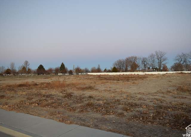 Property at 595 N Esquire Pkwy #7, Castle Dale, UT 84513