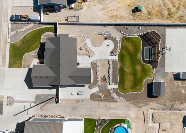 Property at 6961 N 2275 W, Honeyville, UT 84314, 6 beds, 3 baths