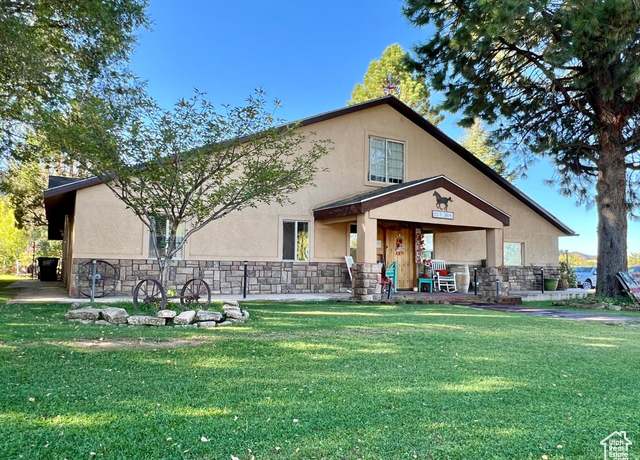 Property at 263 W 300 S, Parowan, UT 84761, 4 beds, 2 baths