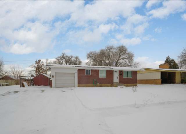 Property at 463 Vine St, Clearfield, UT 84015, 5 beds, 2 baths