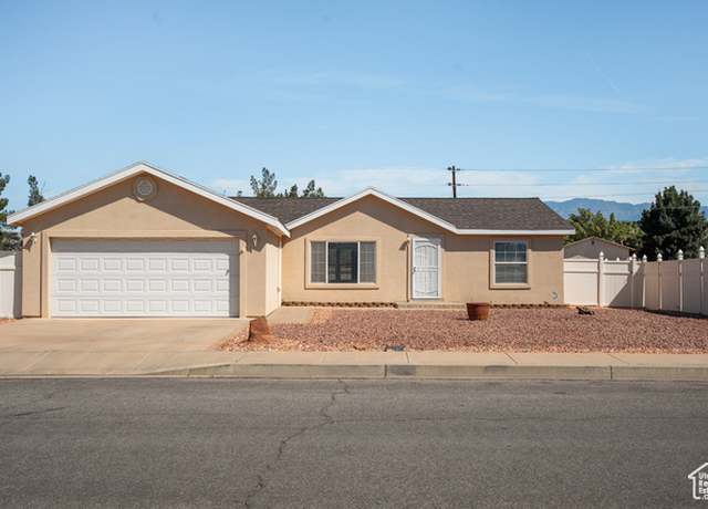 Property at 2050 S Stonegate Cir #3, Washington, UT 84780, 3 beds, 2 baths