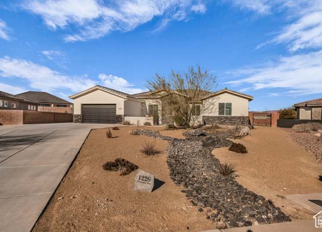 Property at 1226 W Province Way, St. George, UT 84770, 4 beds, 3 baths
