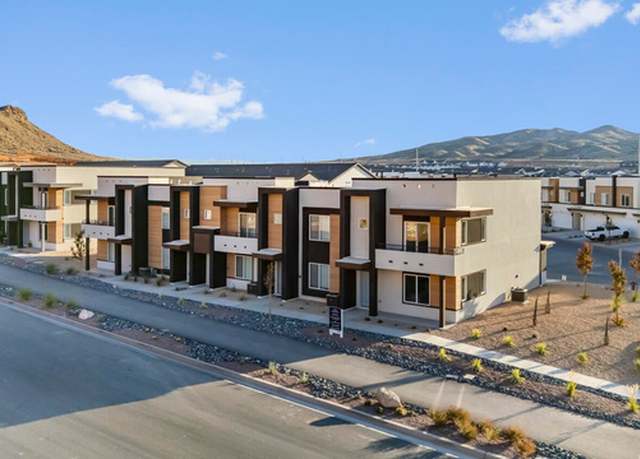Property at 1739 S Wahweap Way #2391, Washington, UT 84780, 3 beds, 2.5 baths