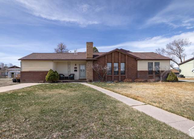 Property at 380 S 100 E, Vernal, UT 84078, 3 beds, 2 baths