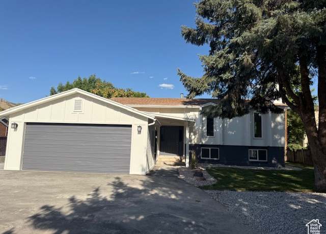 Property at 3125 S 2300 E, Salt Lake City, UT 84109, 4 beds, 2 baths